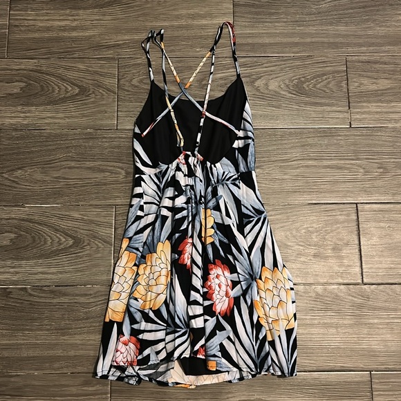 Forever 21 Tropical Bloom Flare Dress with Floral Print size S - Picture 5 of 8